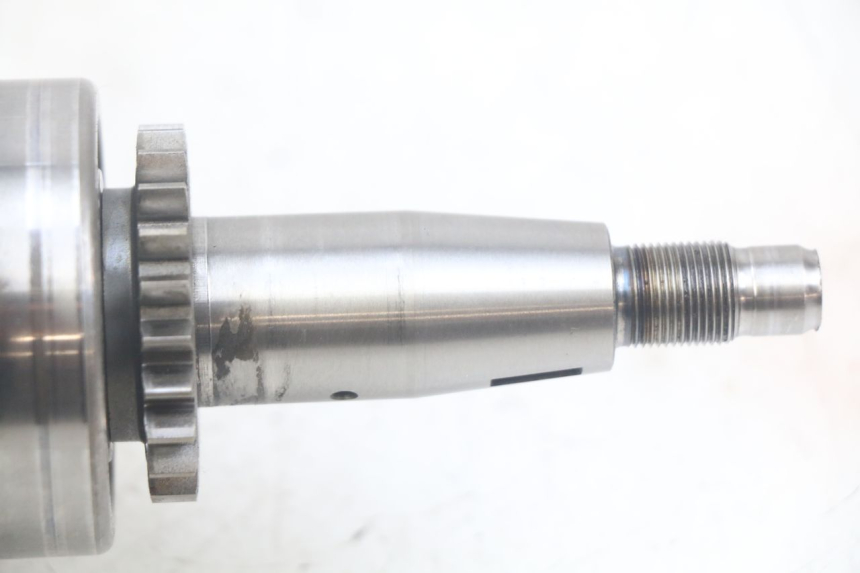 photo de CIGÜEÑAL YAMAHA XMAX X-MAX 125 (2006 - 2009) - Detalles de los puntos de fijación