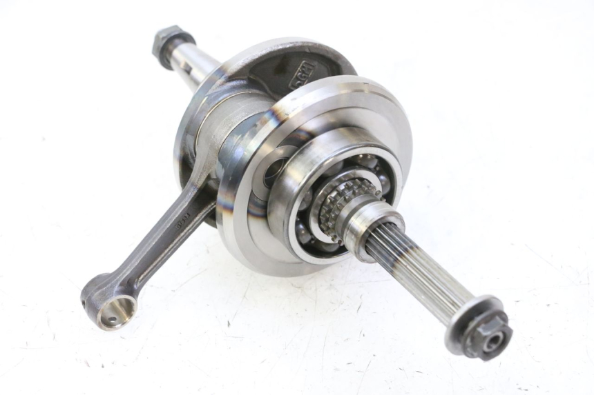 photo de CIGÜEÑAL YAMAHA X-MAX XMAX 250 (2006 - 2009) - Detalles de los puntos de fijación