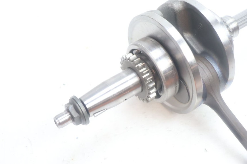 photo de CIGÜEÑAL YAMAHA XMAX X-MAX 125 (2006 - 2009) - Detalle de la pieza