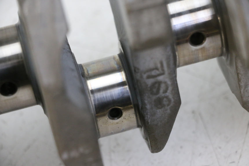 photo de CIG YAMAHA FZ6 FAZER S2 600 (2007 - 2011) - Estado de la superficie y material