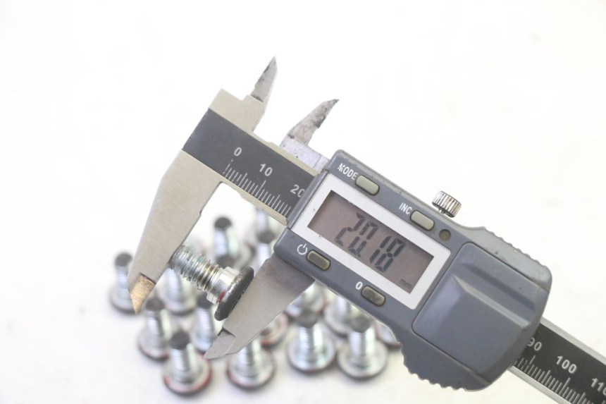 photo de TORNILLO DEL DISCO DE FRENO QUADRO 4 4D 350 (2015 - 2018) - Otra perspectiva