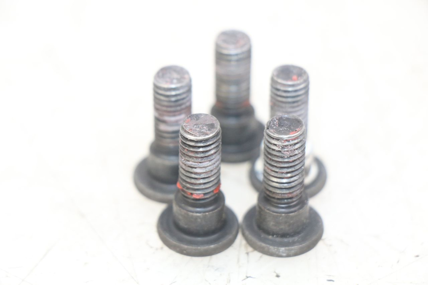 photo de DISCO DE FRENO KYMCO AGILITY 16+ 4T 50 (2018 - 2023) - Primer plano técnico