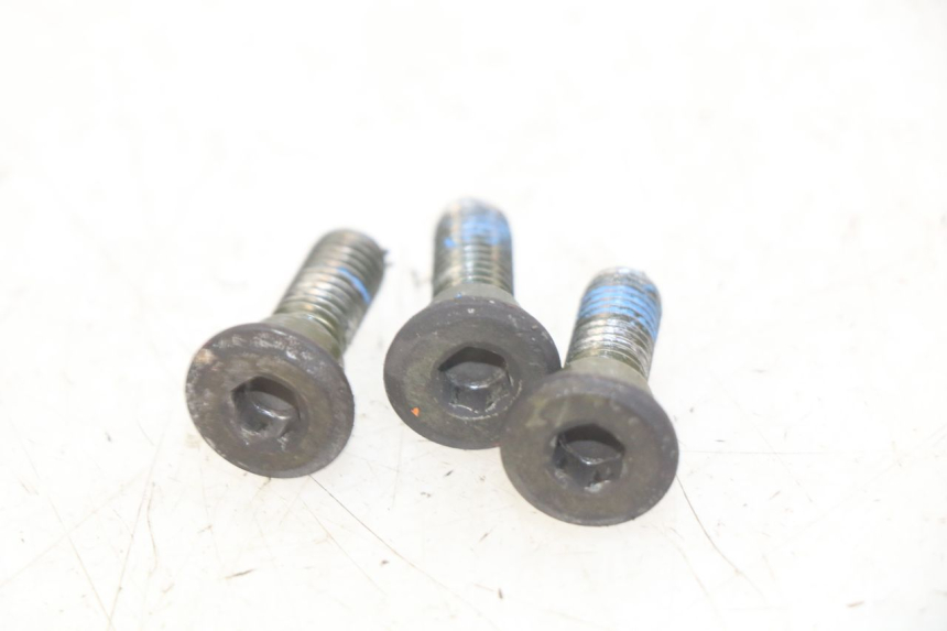 photo de DISCO DE FRENO KYMCO AGILITY NAKED RENOUVO 2T 50 (2011 - 2018) - Otra perspectiva