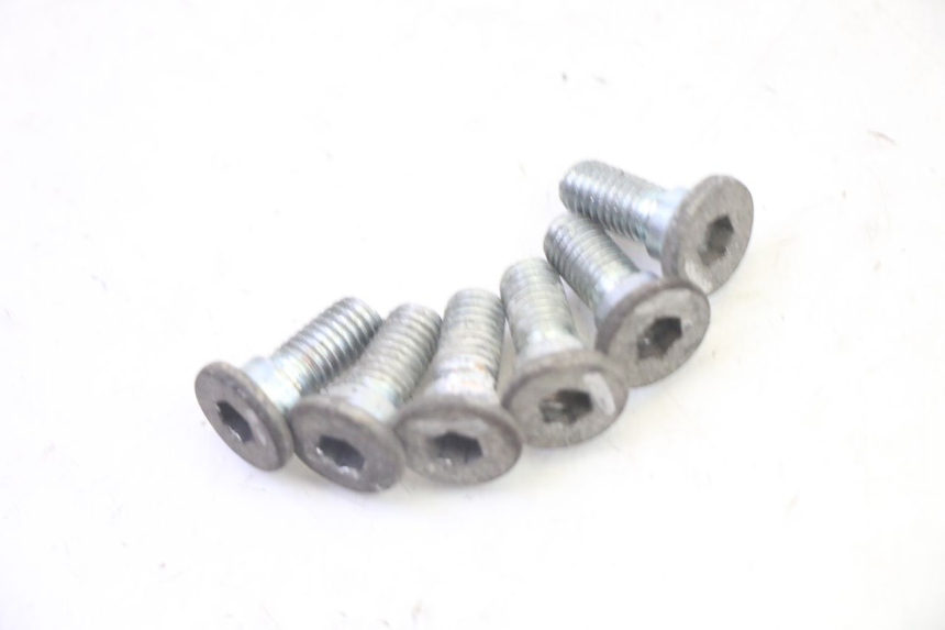 photo de TORNILLO DEL DISCO DE FRENO HYOSUNG GV AQUILA 125 (2000 - 2009) - Detalle de la pieza