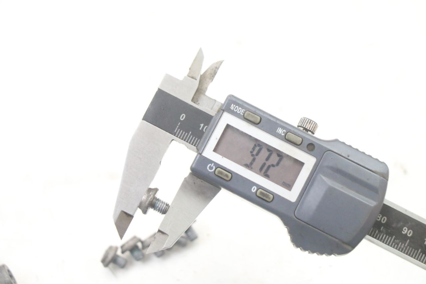 photo de TORNILLO DEL DISCO DE FRENO BMW S RR ABS S1000RR 1000 (2015 - 2018) - Recambio usado revisado