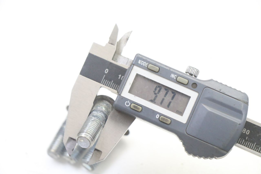 photo de TORNILLO DEL DISCO DE FRENO MBK BOOSTER SPIRIT NAKED 50 (2004 - 2017) - Primer plano técnico