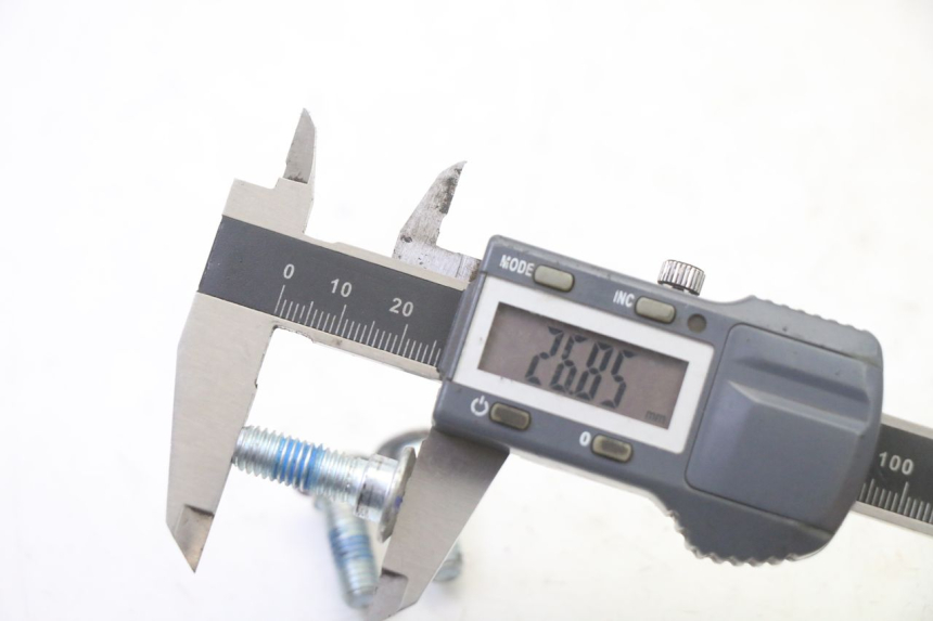 photo de TORNILLO DEL DISCO DE FRENO MOTRON BREEZY 4T 50 (2021 - 2025) - Otra perspectiva