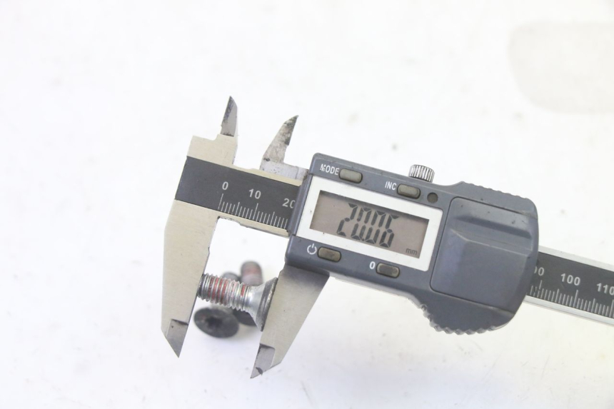 photo de TORNILLO DEL DISCO DE FRENO PEUGEOT CITYSTAR 50 (2013 - 2017) - Detalles de los puntos de fijación