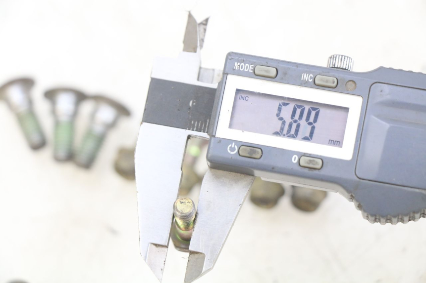 photo de DISCO DE FRENO HONDA CR 125 (1995 - 1997) - Primer plano técnico