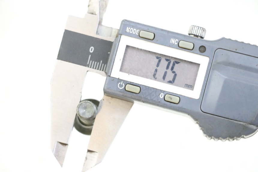 photo de TORNILLO DEL DISCO DE FRENO LONGJIA DIGITA 4T 50 (2019 - 2022) - Detalle de la pieza