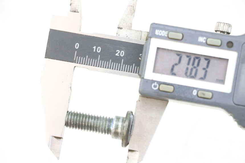 photo de TORNILLO DEL DISCO DE FRENO LONGJIA DIGITA 4T 50 (2019 - 2022) - Zoom estado de uso