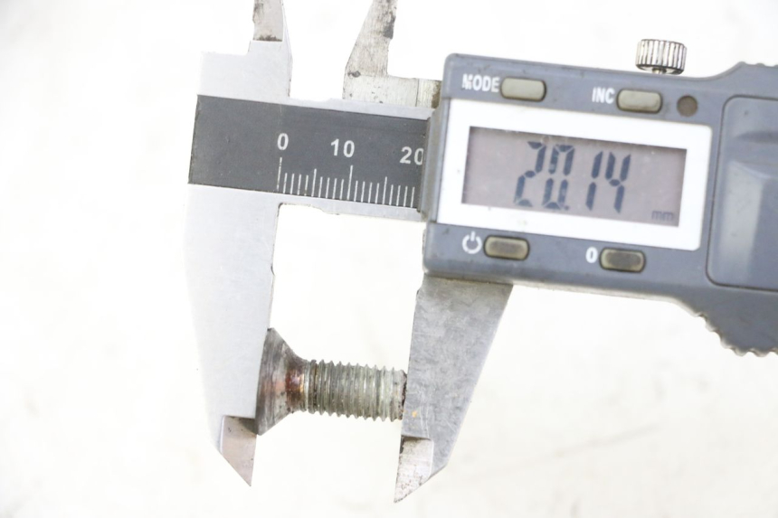 photo de TORNILLO DEL DISCO DE FRENO PEUGEOT ELYSTAR 50 (2002 - 2014) - Zoom estado de uso