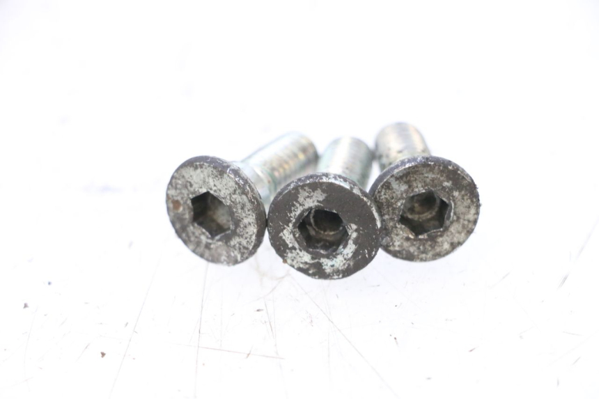 photo de TORNILLO DEL DISCO DE FRENO KEEWAY F-ACT FACT EVO 50 (2020 - 2026) - Otra perspectiva