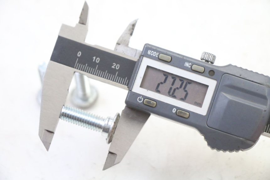 photo de TORNILLO DE DISCO DE FRENOS VENESI FLY RETRO 4T 50 (2020 - 2025) - Otra perspectiva