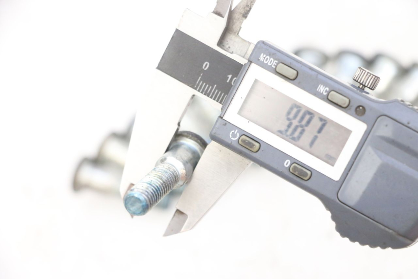 photo de TORNILLO DEL DISCO DE FRENO SUZUKI GSF N BANDIT 600 (1996 - 1999) - Detalle de la pieza