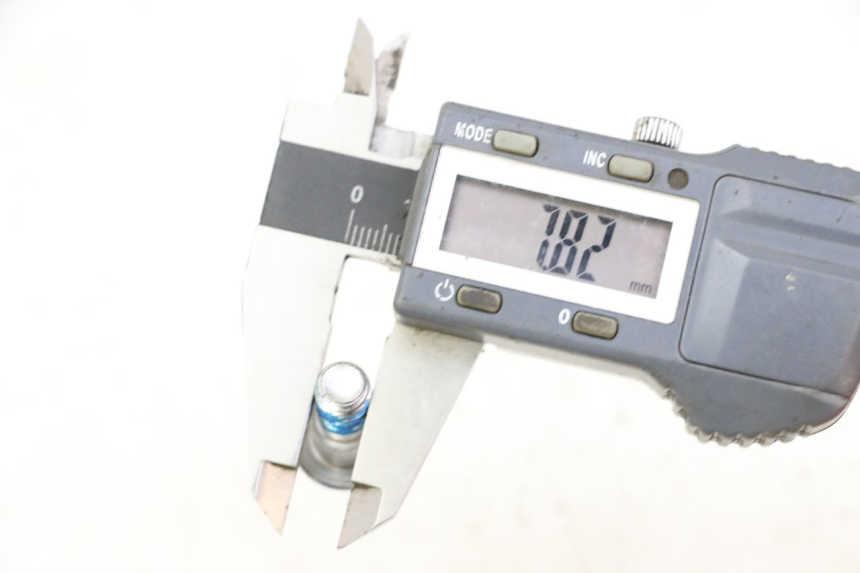 photo de TORNILLO DEL DISCO DE FRENO SUZUKI GSR 750 (2011 - 2017) - Otra perspectiva