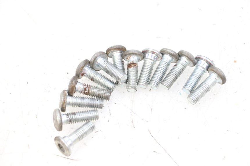 photo de TORNILLO DEL DISCO DE FRENO JM MOTORS GTS 125 (2015 - 2019) - Otra perspectiva