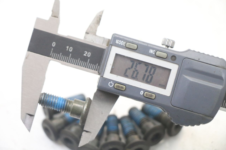 photo de TORNILLO DEL DISCO DE FRENO KYMCO XCITING 500 (2007 - 2010) - Zoom estado de uso