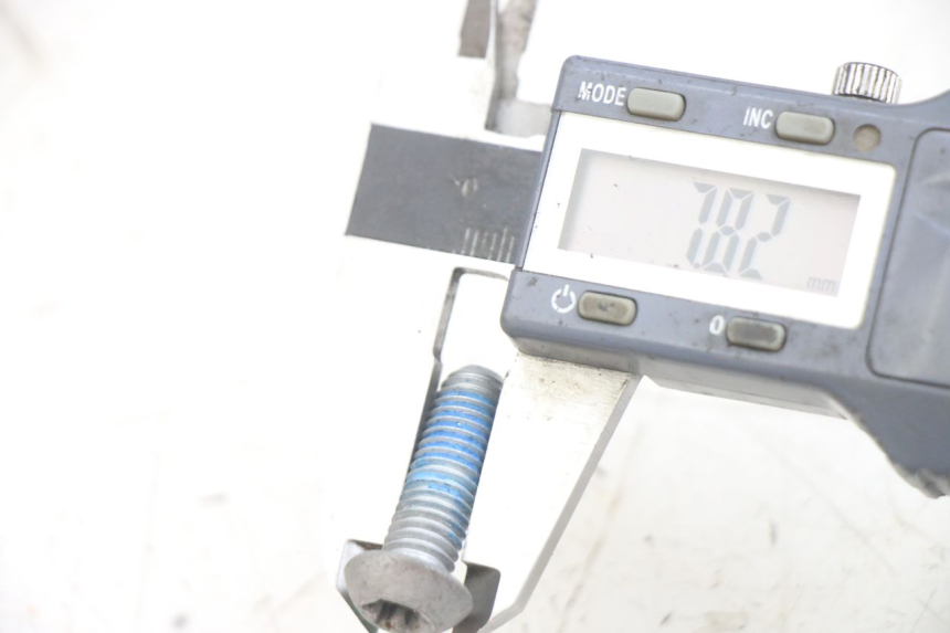 photo de DISCO DE FRENO PIAGGIO MEDLEY 125 (2016 - 2023) - Primer plano técnico