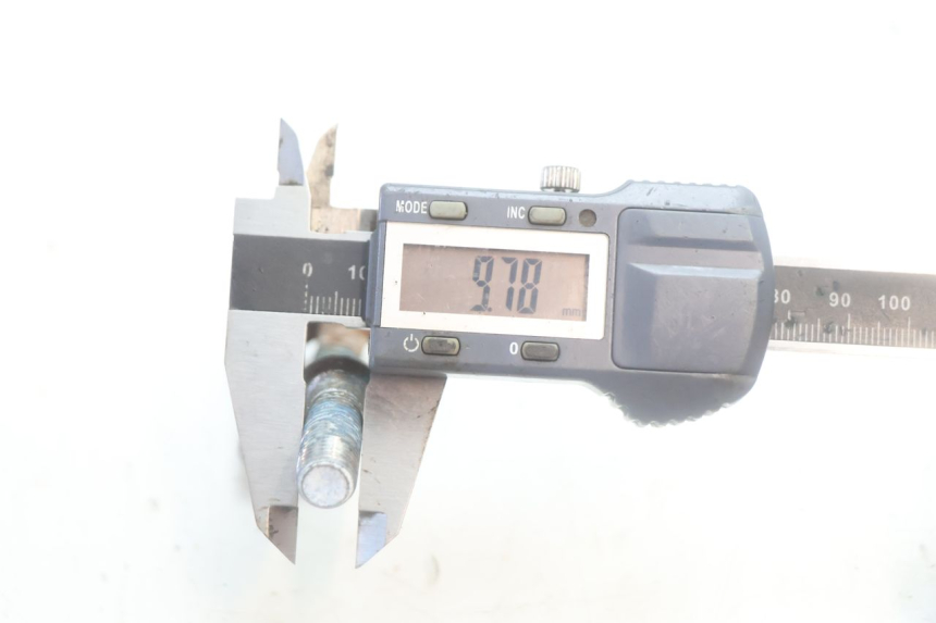 photo de TORNILLO DEL DISCO DE FRENO MBK NITRO 50 (2004 - 2008) - Primer plano técnico