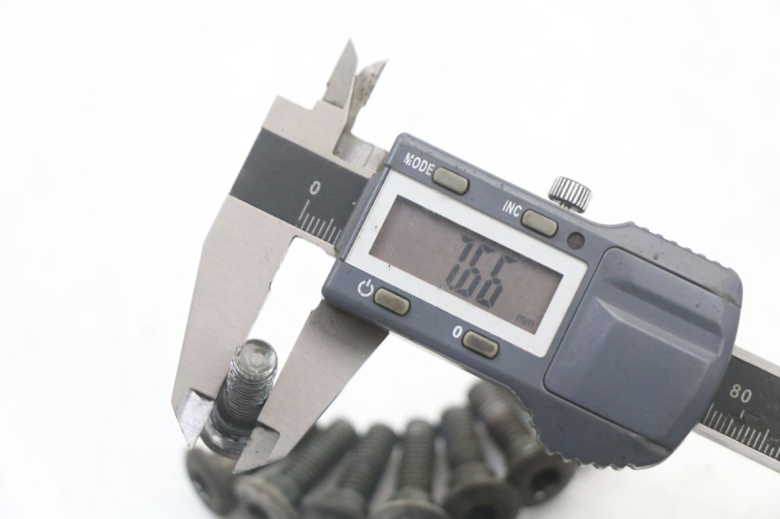 photo de TORNILLO DEL DISCO DE FRENO PEUGEOT BELVILLE 125 (2017 - 2021) - Otra perspectiva