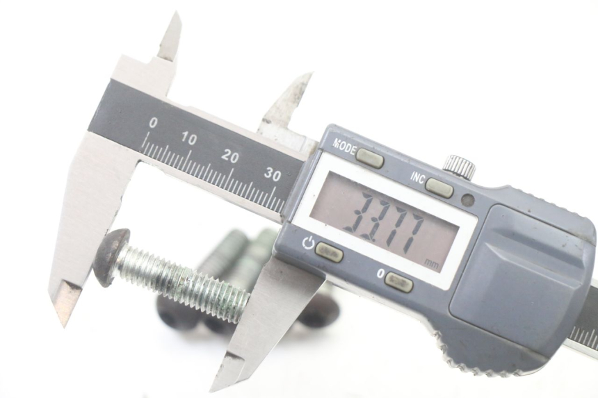 photo de TORNILLO DEL DISCO DE FRENO PEUGEOT SATELIS COMPRESSOR K15 125 (2006 - 2009) - Zoom estado de uso