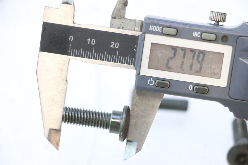 photo de TORNILLO DEL DISCO DE FRENO ORCAL RAPTOR 50 (2015 - 2021) - Otra perspectiva