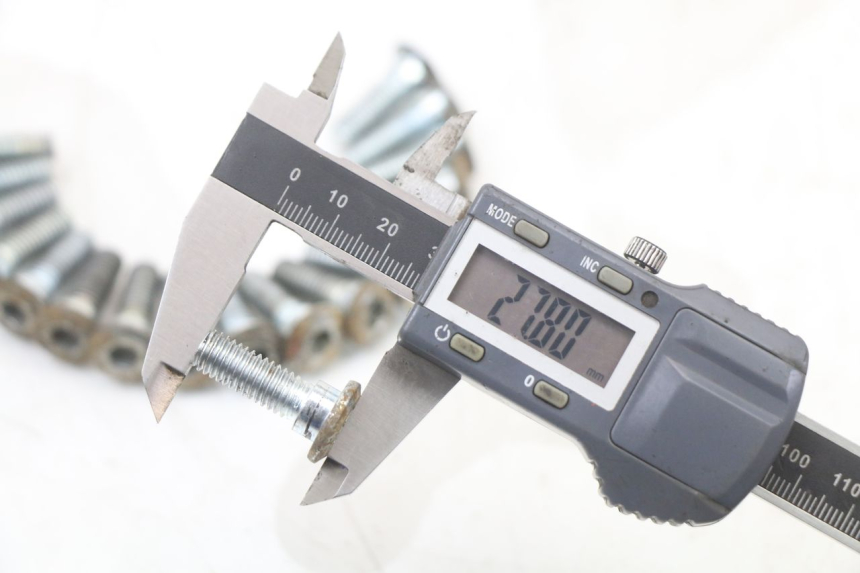 photo de TORNILLO DEL DISCO DE FRENO REGAL RAPTOR RAXTER 2 125 (2007 - 2015) - Zoom estado de uso