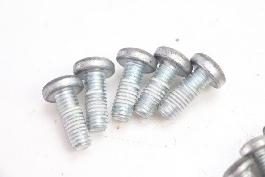 photo de TORNILLO DEL DISCO DE FRENO HARLEY DAVIDSON ROAD GLIDE FLTRXSE 1920 (2018 - 2022) - Detalle de la pieza