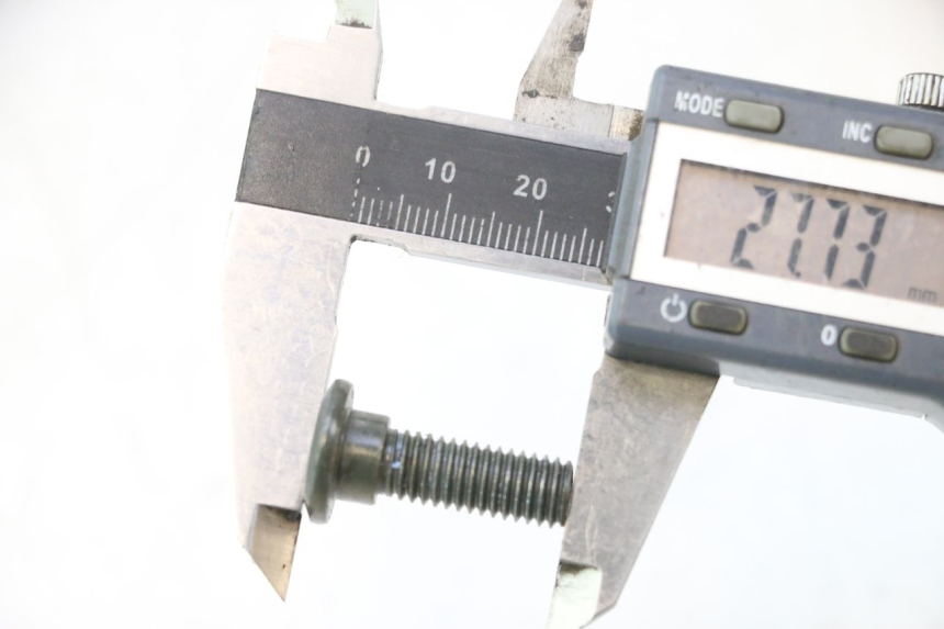 photo de TORNILLO DEL DISCO DE FRENO TNT MOTOR ROMA 10' 2T 50 (2011 - 2018) - Otra perspectiva
