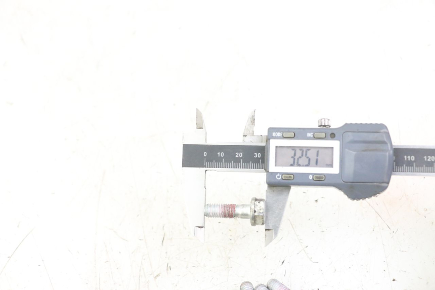 photo de TORNILLO DEL DISCO DE FRENO ROYAL ENFIELD HYMALAYAN 410 (2016 - 2023) - Otra perspectiva