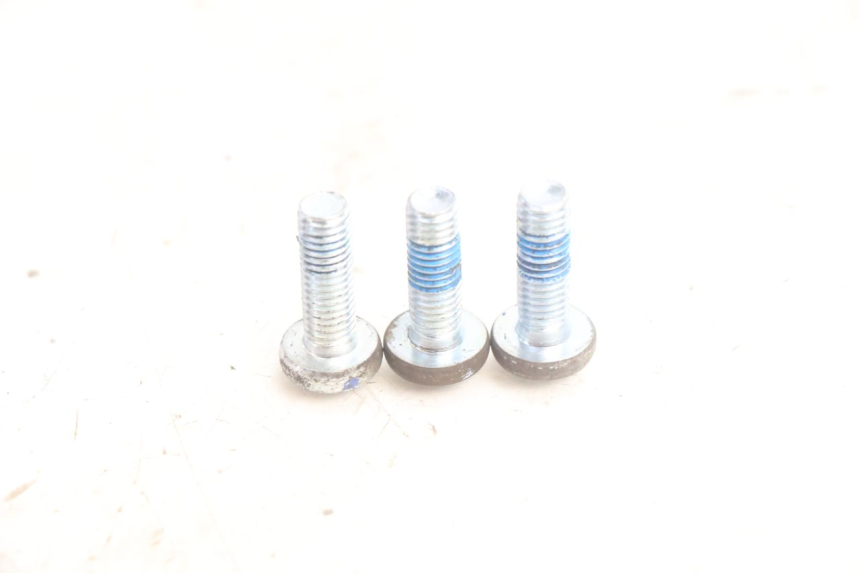 photo de TORNILLO DEL DISCO DE FRENO JM MOTORS SANTANA EVO 50 (2024 - 2026) - Zoom estado de uso