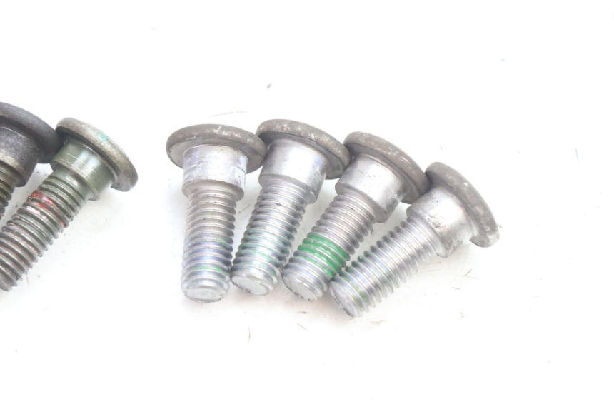 photo de TORNILLO DEL DISCO DE FRENO HONDA SH 125 (2001 - 2003) - Zoom estado de uso