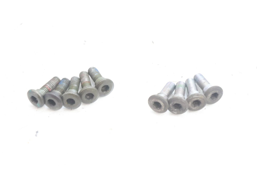 photo de TORNILLO DEL DISCO DE FRENO HONDA SH 125 (2001 - 2003) - Otra perspectiva