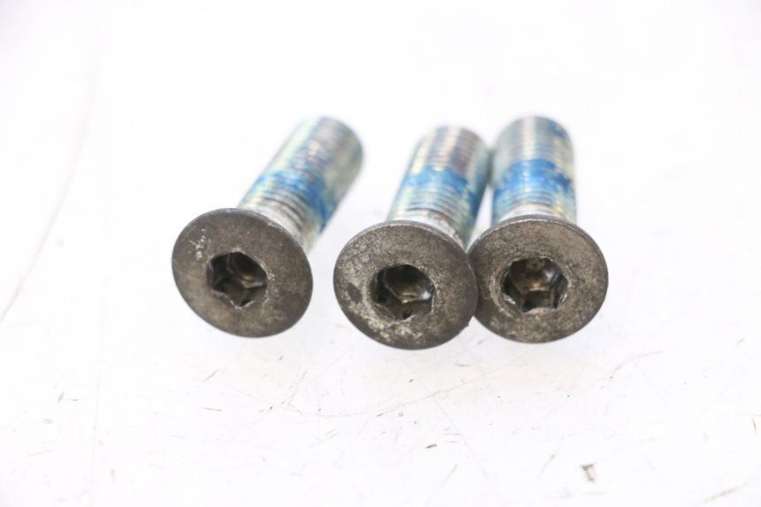 photo de TORNILLO DEL DISCO DE FRENO YAMAHA SLIDER 50 (1999 - 2004) - Primer plano técnico