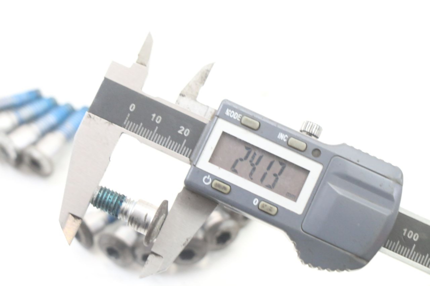 photo de TORNILLO DEL DISCO DE FRENO SUZUKI GSX F GSXF 650 (2007 - 2015) - Recambio usado revisado