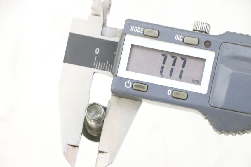 photo de TORNILLO DEL DISCO DE FRENO SYM FIDDLE 3 III 50 (2014 - 2020) - Detalle de la pieza