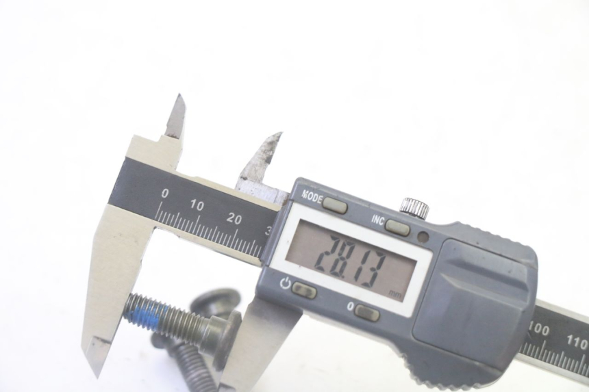 photo de TORNILLO DEL DISCO DE FRENO PEUGEOT TWEET 4T 50 (2018 - 2022) - Otra perspectiva