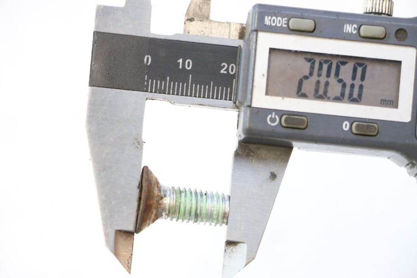 photo de TORNILLO DEL DISCO DE FRENO PEUGEOT VIVACITY 50 (1998 - 2003) - Zoom estado de uso