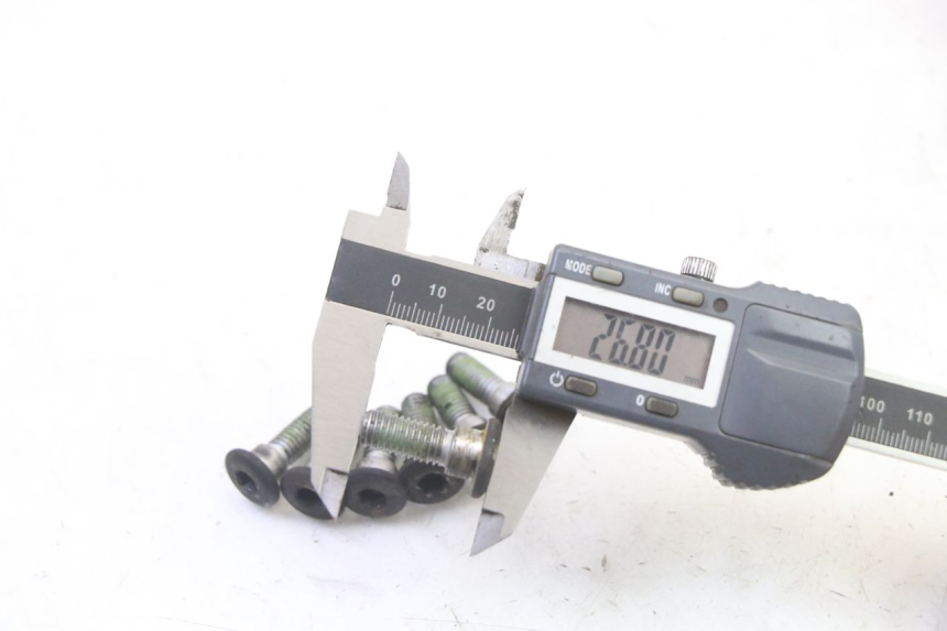 photo de TORNILLO DEL DISCO DE FRENO HONDA X8R 50 (1998 - 2003) - Zoom estado de uso