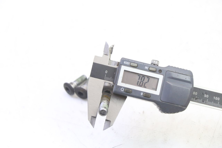 photo de TORNILLO DEL DISCO DE FRENO HONDA X8R 50 (1998 - 2003) - Otra perspectiva