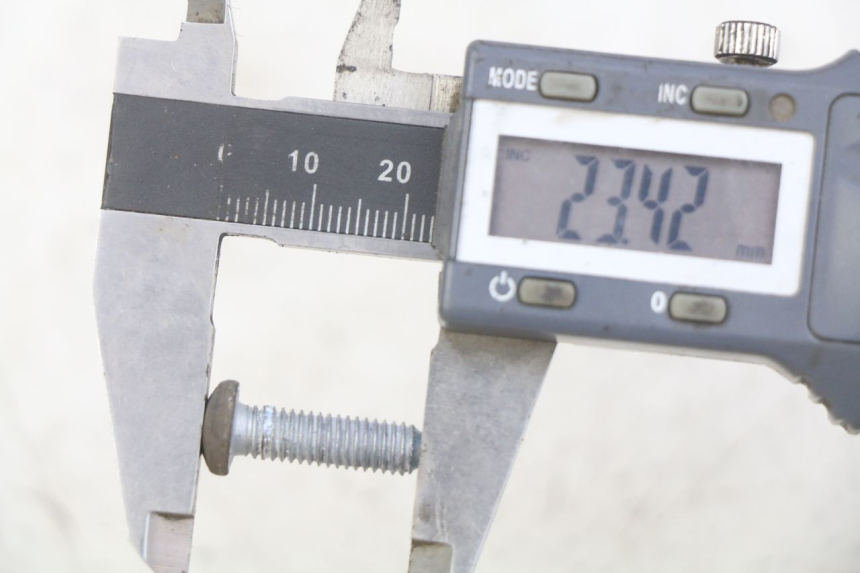 photo de DISCO DE FRENO PIAGGIO XEVO - X EVO 125 (2007 - 2017) - Primer plano técnico