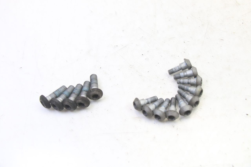 photo de TORNILLO DEL DISCO DE FRENO YAMAHA XJ6 ABS 600 (2008 - 2016) - Detalle de la pieza