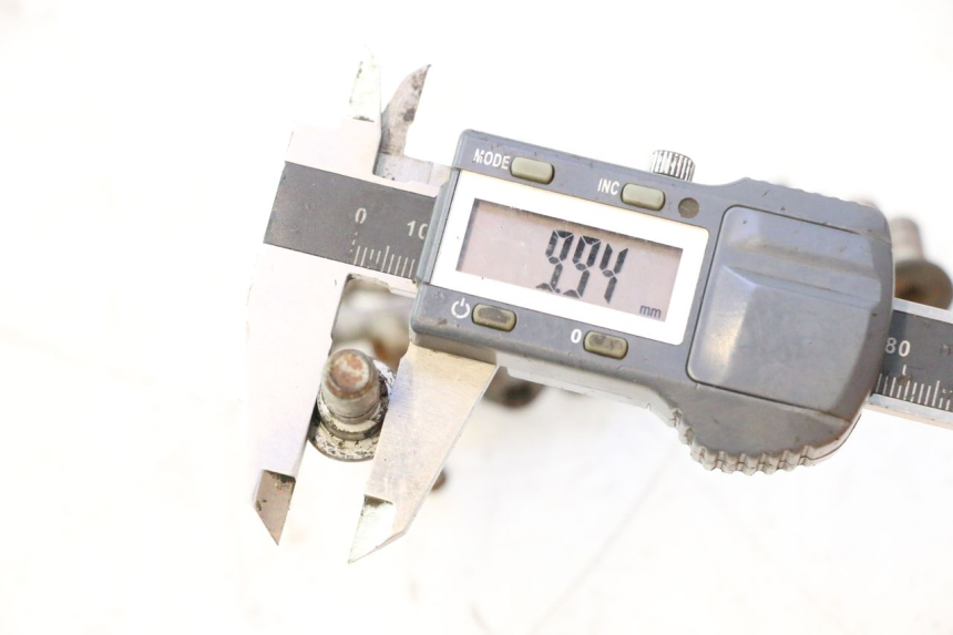 photo de TORNILLO DEL DISCO DE FRENO YAMAHA YZF R6 600 (2008 - 2009) - Características distintivas
