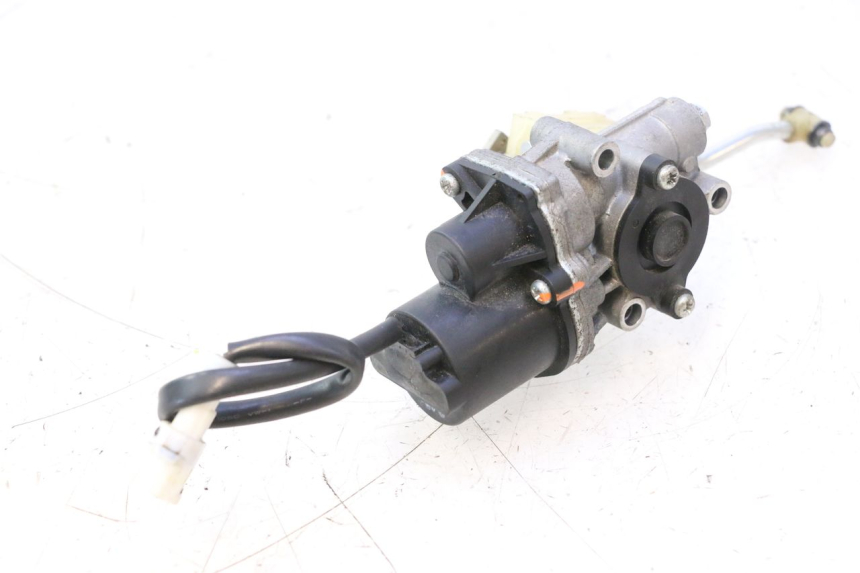 photo de COMPUERTAS DE AIRE YAMAHA YZF R6 600 (2008 - 2009) - Zoom estado de uso