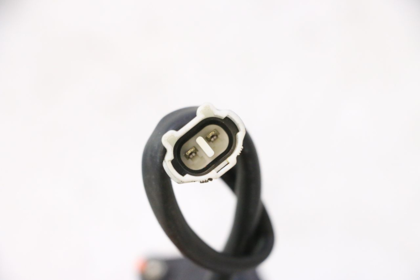 photo de COMPUERTAS DE AIRE YAMAHA YZF R6 600 (2008 - 2009) - Primer plano técnico